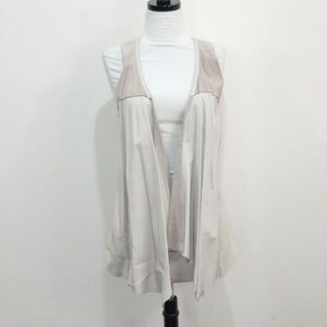 Illia Los Angeles Patchwork Pleated Paneled Leather Suede Vest - 4 - Vintage!